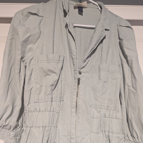 Universal Thread Puff Sleeve Collared Boiler Utility Jumpsuit, Mint - Size 4 - Picture 2 of 7